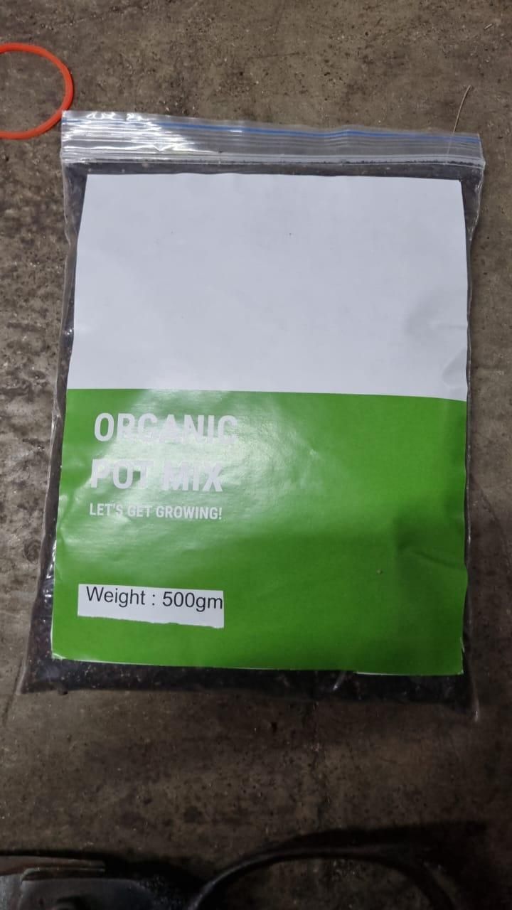 Organic Pot Mix for Plants – 500gm | Nutrient-Rich Potting Soil with Vermi Compost & Cocopeat